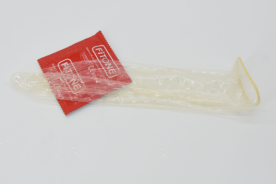 FITONE Plaisin Intense Big Dotted Condoms